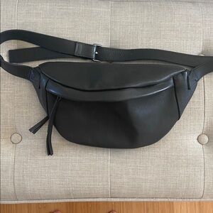 Still Nordic Black Leather Crossbody Bag